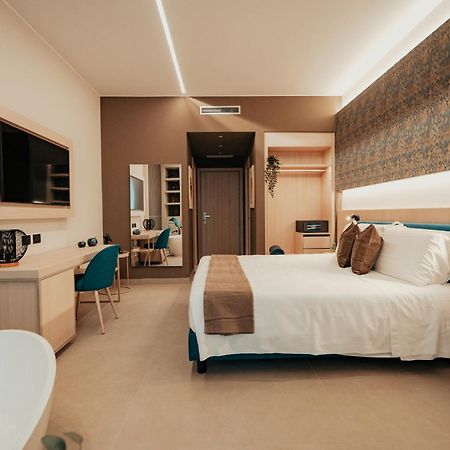 Lumia Hotel Termoli Extérieur photo