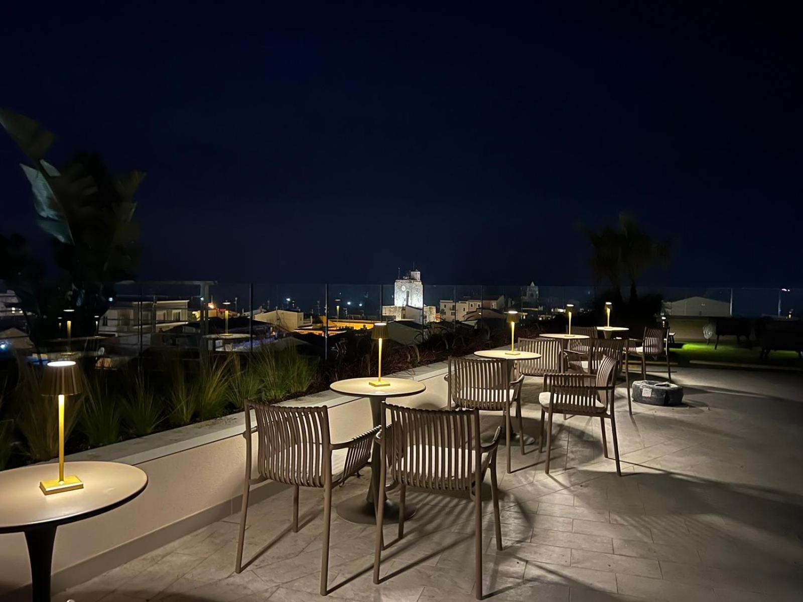Lumia Hotel Termoli Extérieur photo